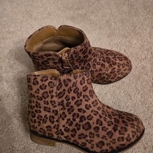 Leopard Print Kids Ankle Boots Acat & Jack Size 8